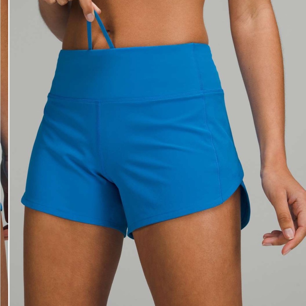 Lululemon Speed Up Mid-Rise Lined Short 4" in Poolside